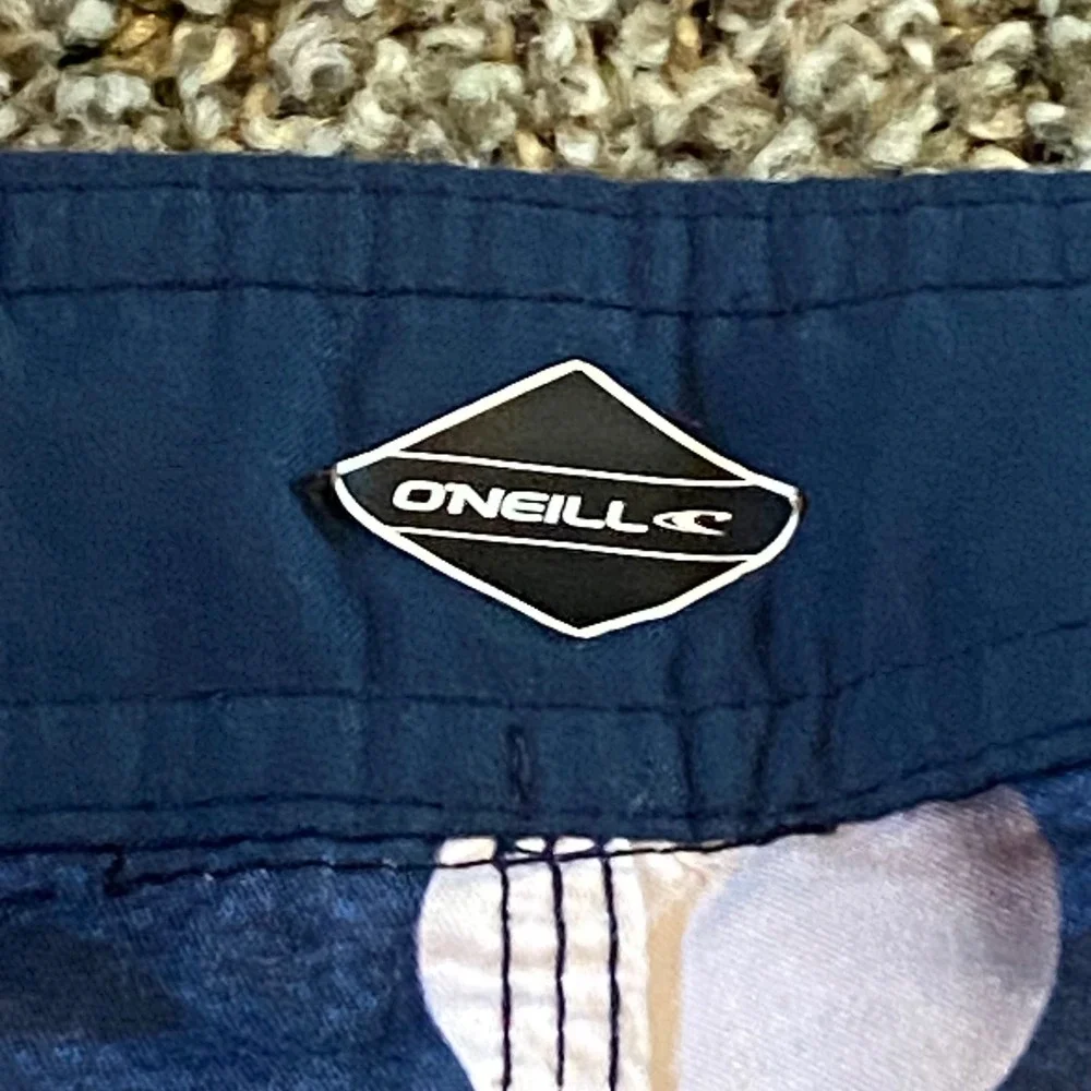 O'Neill Board‎ Shorts Mens Red White Blue 31 Solo Cup Flag Print Swim Trunks